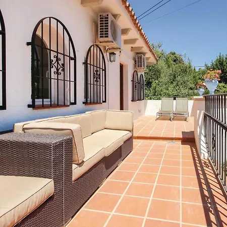 In Ojen, Marbella With House Sea View Ojen